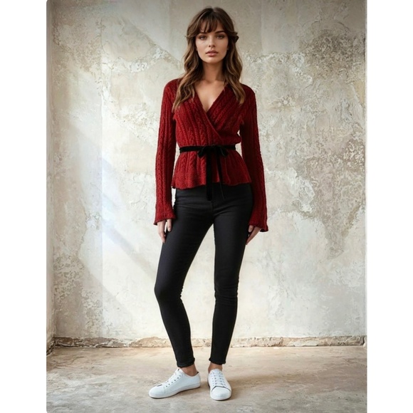 Lauren RALPH LAUREN Red Cable Knit V Neck Sweater Velvet Tie Belt Holidays Small - Picture 1 of 11